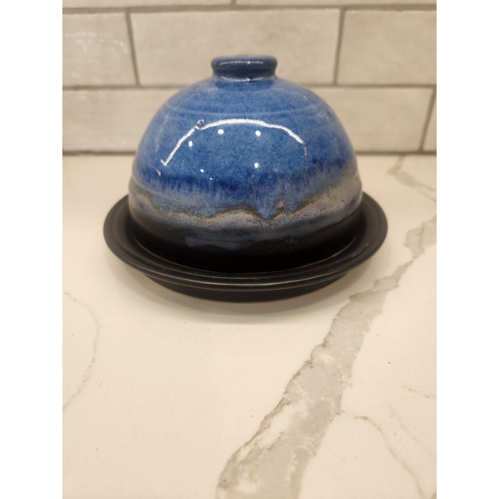 Studio Art‎ Pottery Dome Butter Dish Cheese Plate Blue Black Glazed Stoneware